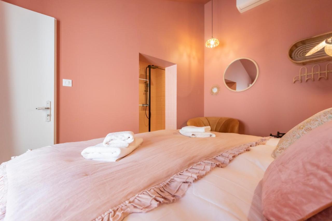 Le Vintage . Centre-Ville Macon . Atypique . Proche Gare . Wifi . Climatisation . Confortable . Buitenkant foto